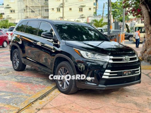 Toyota Highlander Jeepeta en venta