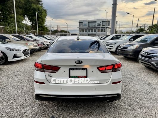 Kia K5 Carros en venta