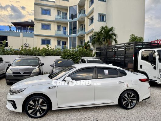 Kia K5 Carros en venta