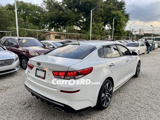 Kia K5 Carros en venta