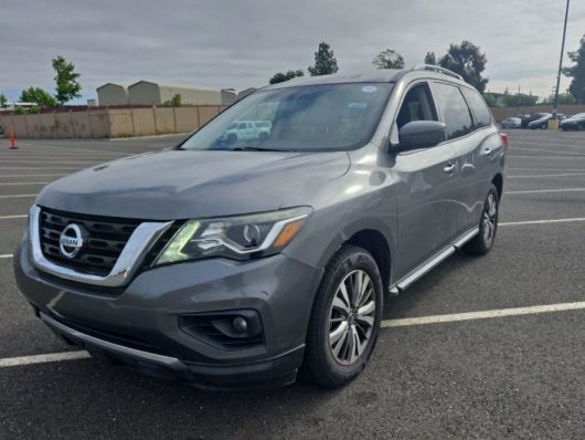 Nissan Pathfinder SV en venta