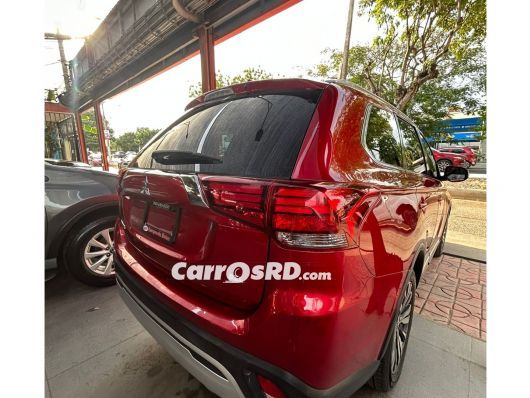 Mitsubishi Outlander Jeepeta en venta