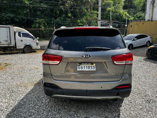 Kia Sorento EX