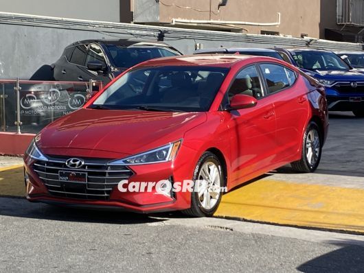Hyundai Elantra Carros en venta