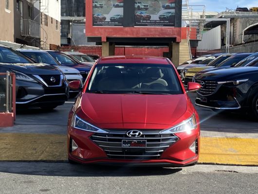 Hyundai Elantra SEL en venta