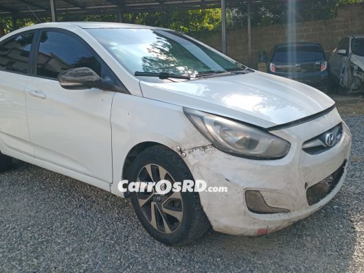 Hyundai Accent Carros en venta