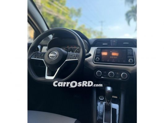 Nissan Versa Carros en venta