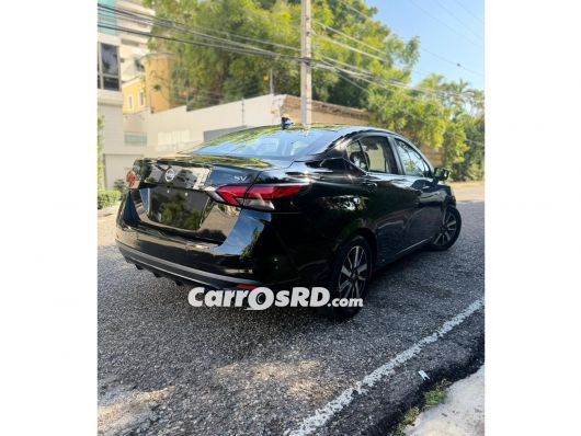 Nissan Versa Carros en venta