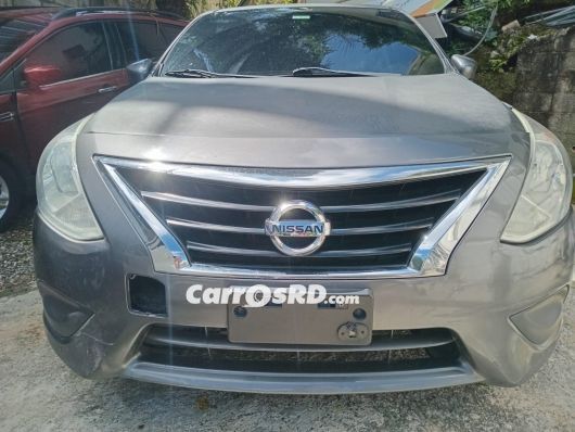 Nissan Versa Carros en venta