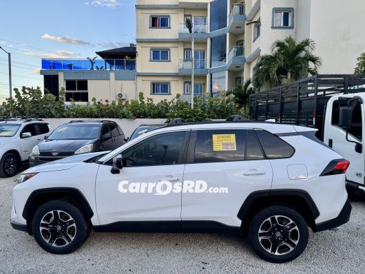 Toyota RAV4 Jeepeta en venta