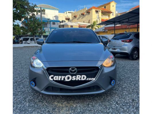 Mazda Demio Hatchback en venta