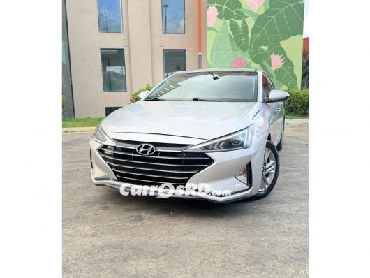 Hyundai Elantra Carros en venta