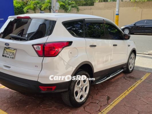Ford Escape Jeepeta en venta