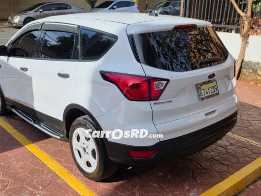 Ford Escape Jeepeta en venta
