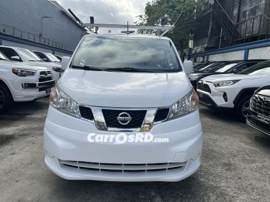 Nissan NV Minivan en venta