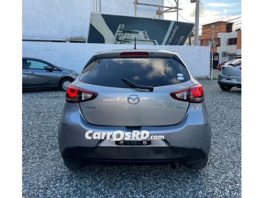 Mazda Demio Hatchback en venta