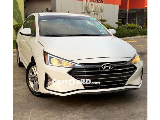 Hyundai Elantra Carros en venta