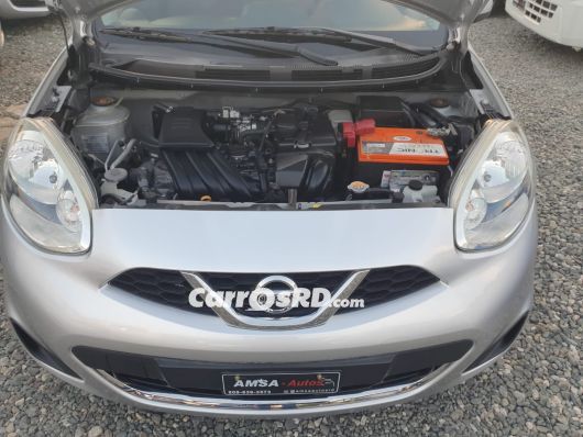 Nissan March Carros en venta