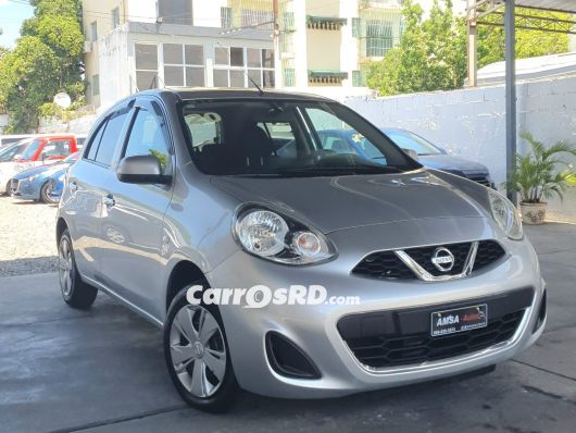 Nissan March Carros en venta