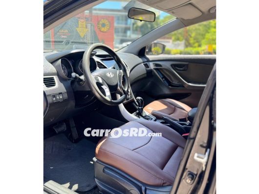 Hyundai Avante Carros en venta