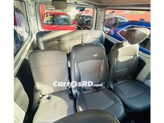 Nissan NV Minivan en venta