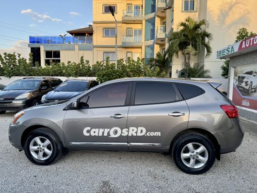 Nissan Rogue Jeepeta en venta