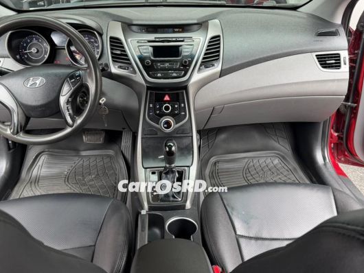 Hyundai Elantra Carros en venta