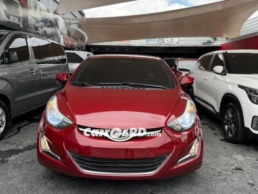 Hyundai Elantra Carros en venta