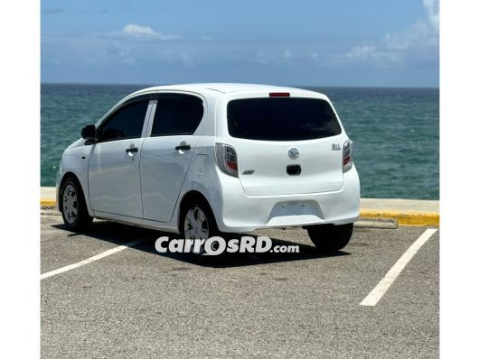 Daihatsu Sirion Carros en venta