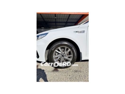 Kia K5 Carros en venta