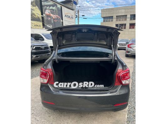 Hyundai Grand i10 Carros en venta