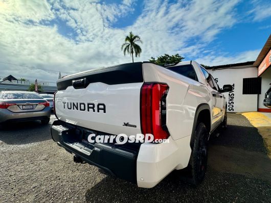 Toyota Tundra Camioneta en venta