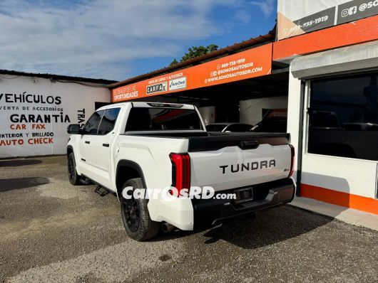 Toyota Tundra Camioneta en venta
