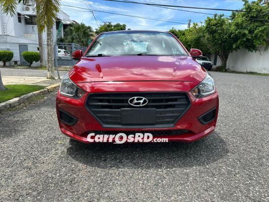 Hyundai Verna Carros en venta