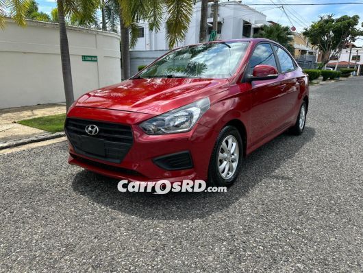 Hyundai Verna Carros en venta
