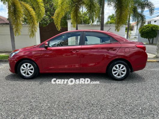 Hyundai Verna Carros en venta
