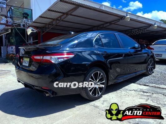 Toyota Camry Carros en venta