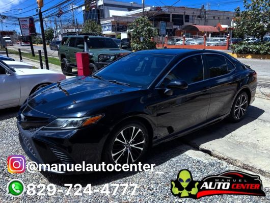 Toyota Camry SE en venta
