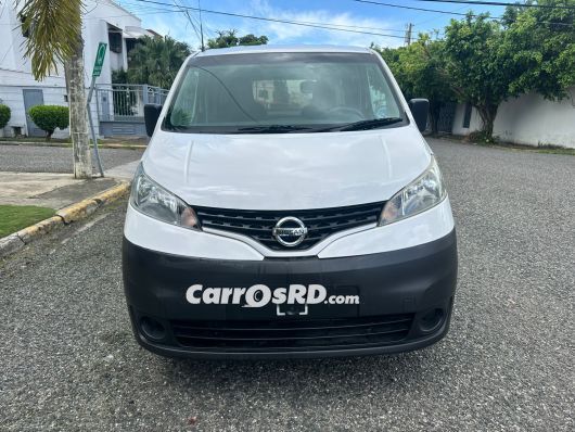 Nissan NV Minivan en venta