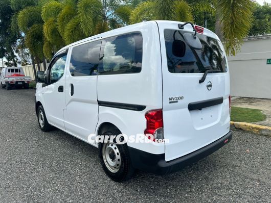 Nissan NV Minivan en venta