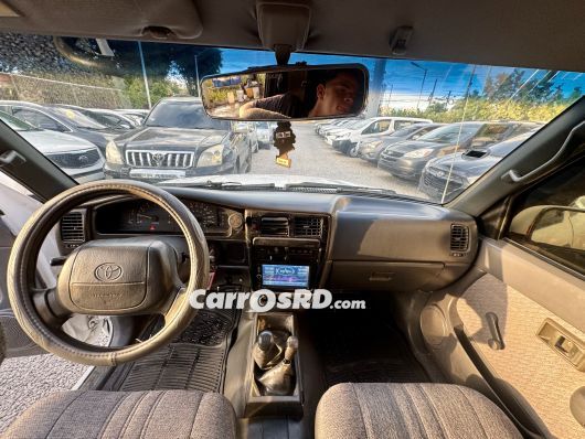 Toyota Tacoma Camioneta en venta