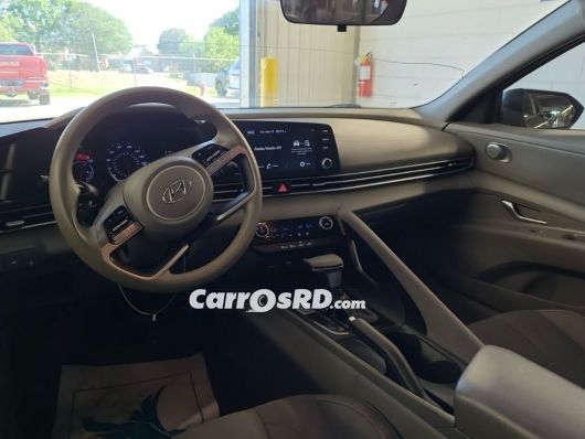Hyundai Elantra Carros en venta