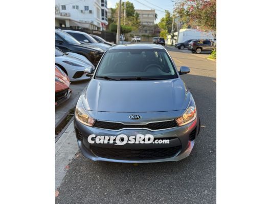 Kia Rio Carros en venta