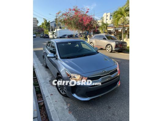 Kia Rio Carros en venta