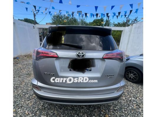 Toyota RAV4 Jeepeta en venta