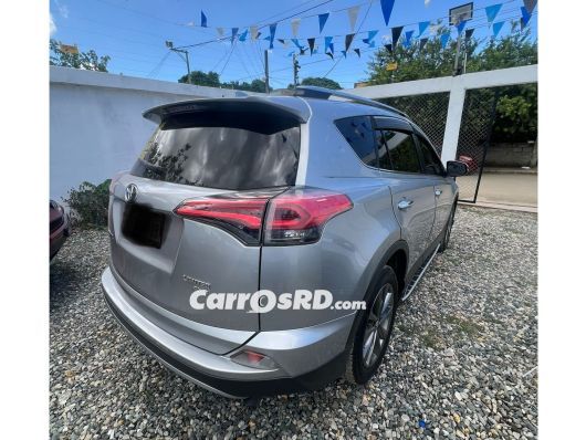 Toyota RAV4 Jeepeta en venta