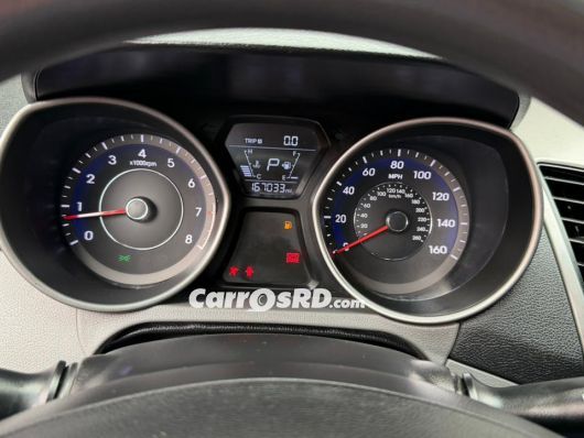 Hyundai Elantra Carros en venta