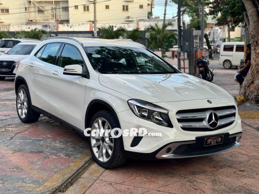 Mercedes-Benz Clase GLA Jeepeta en venta