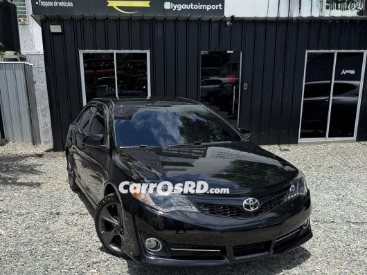 Toyota Camry Carros en venta