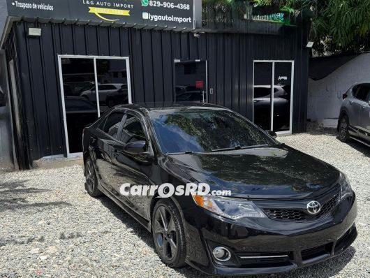 Toyota Camry Carros en venta